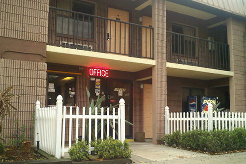 East Lake Inn Orient Park Exteriör bild